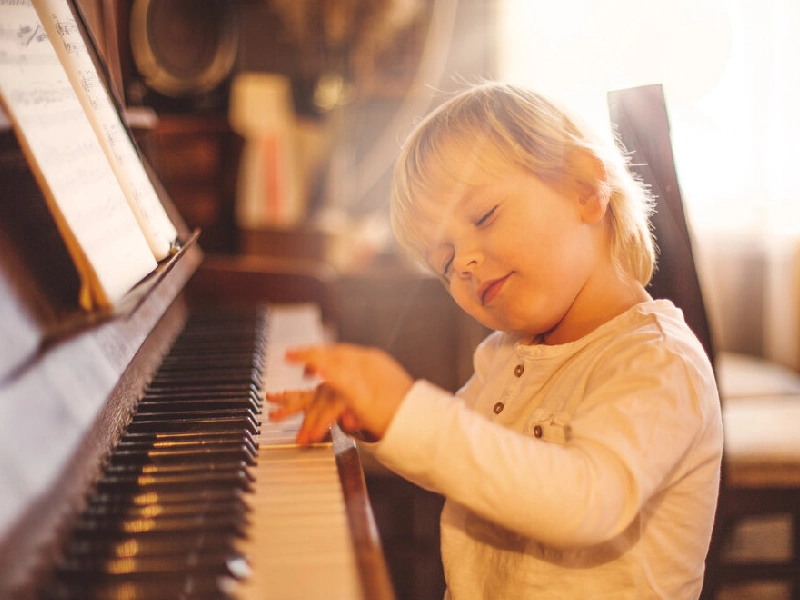 تاثیر نواختن پیانو بر اختلال اوتیسم